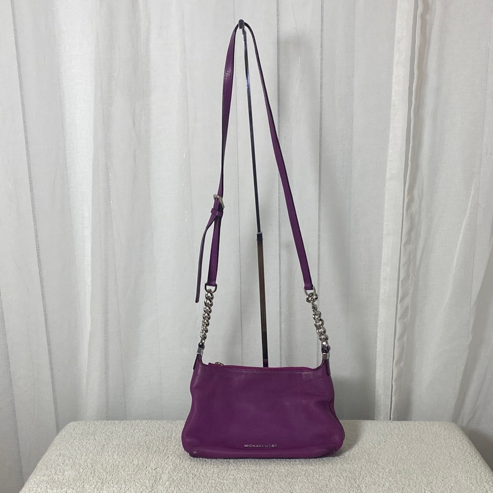 GUC Michael Kors Vibrant Purple Pebbled Leather Crossbody Bag - Picture 4 of 10